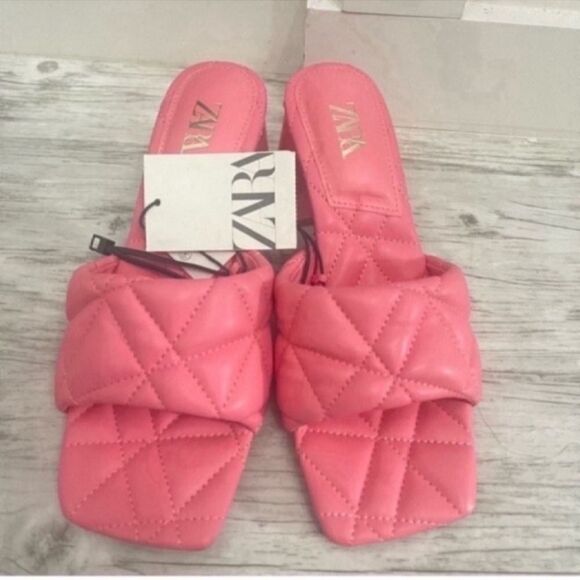 NWT Zara New Bright Pink Quilted Heeled Squared Toe Mules Shoes Sandals size 6 - Picture 7 of 13